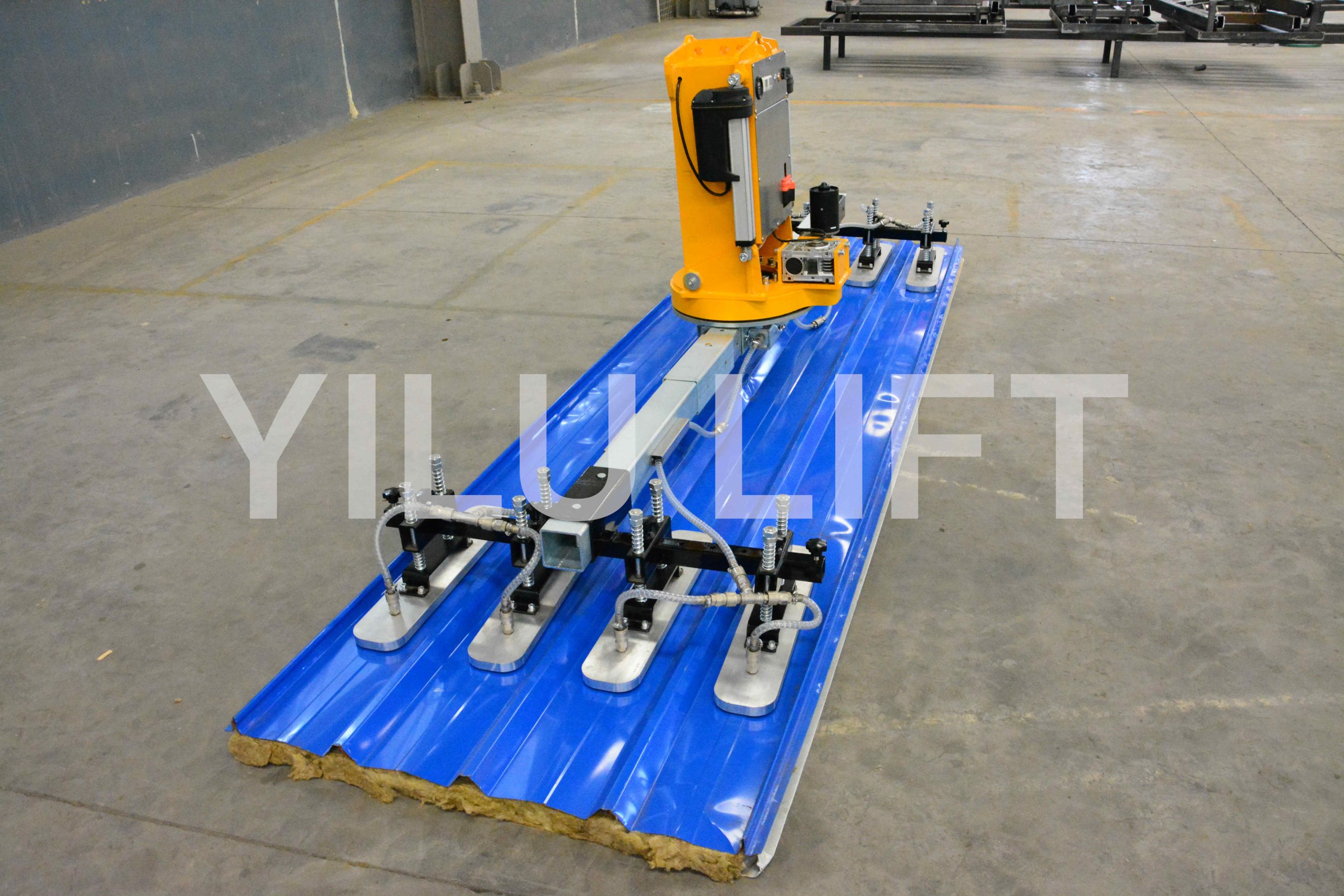 Battery Electric Metal Sheet Lift Equipment Board Vacuum Lifter for Sandwich Panel