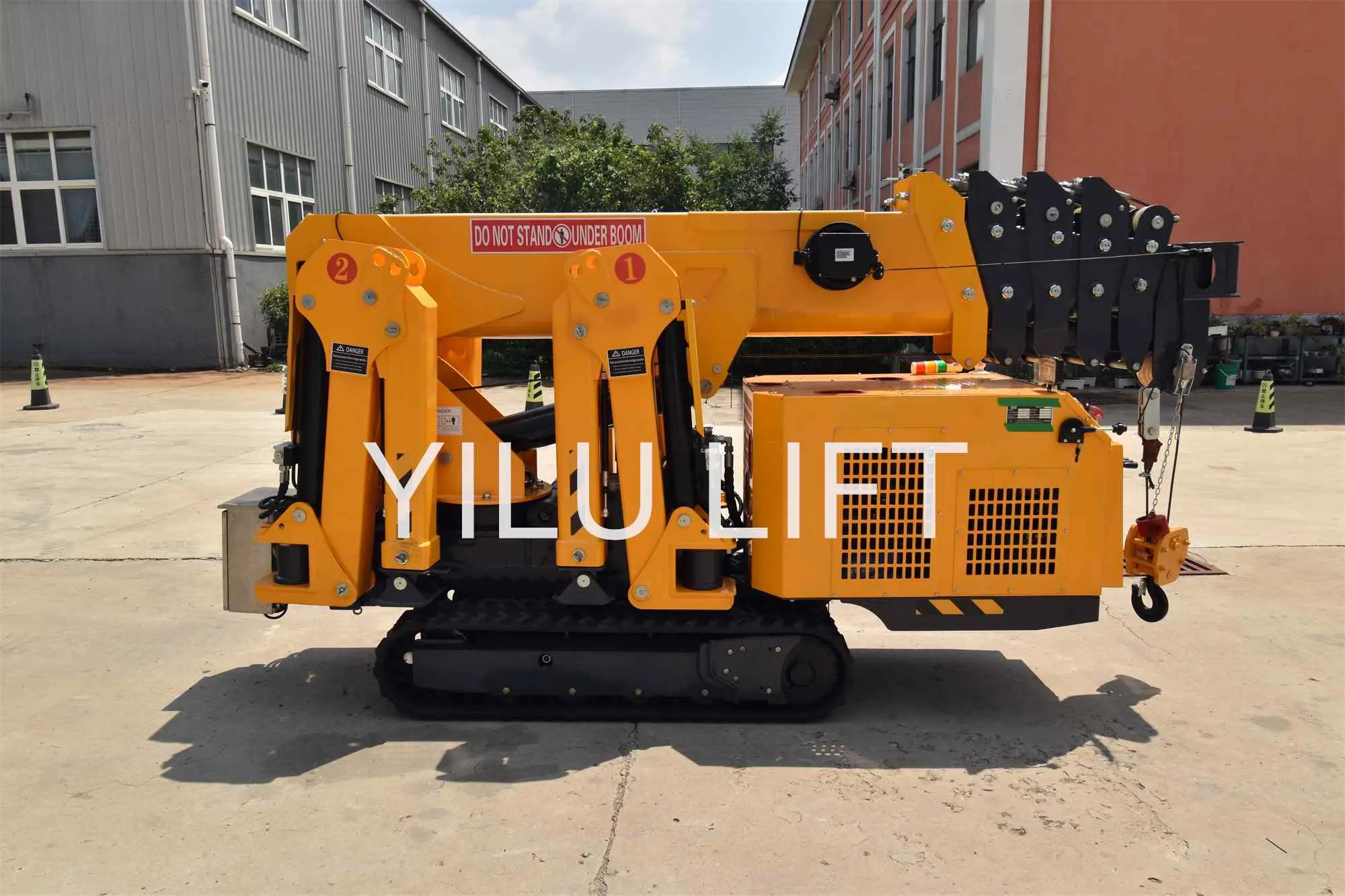 Compact Spider Crane in Folded Travel Configuration