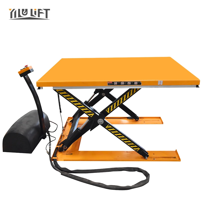 Separate power unit and hose on a YILU LIFT scissor lift table